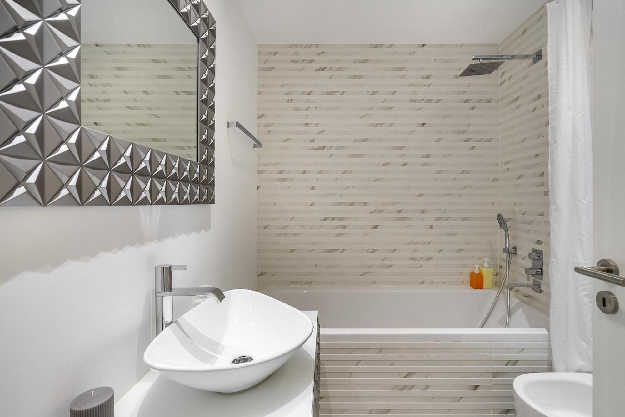 Whome Family Condo - Urban Retreat With Parking, Ac, Elevator In Great Location Lisboa 外观 照片